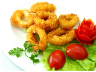 Trổ tài làm món mực chiên xù vàng rụm hấp dẫn