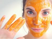 Nuông chiều làn da bằng mặt nạ mật ong cuối tuần