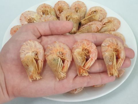 Tôm khô nguyên vỏ