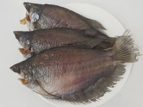 Khô cá sặc slide 1