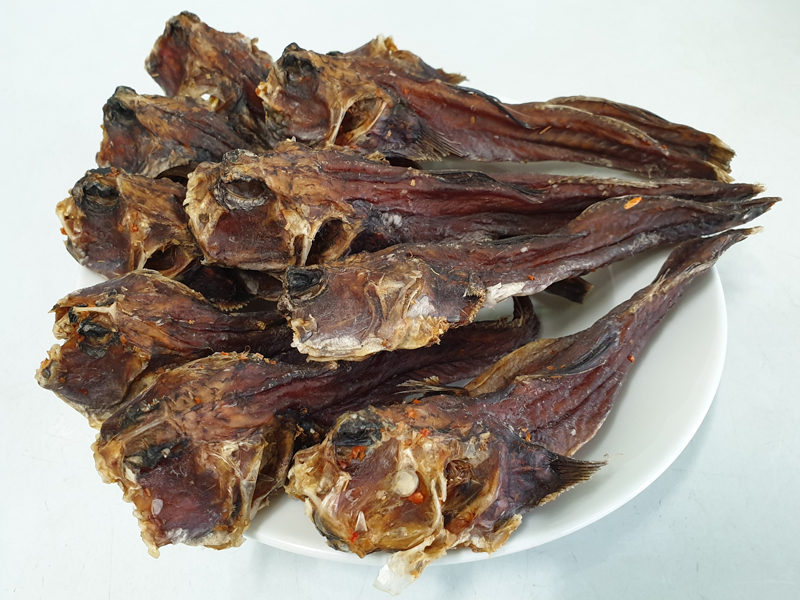Khô cá thòi lòi nguyên con