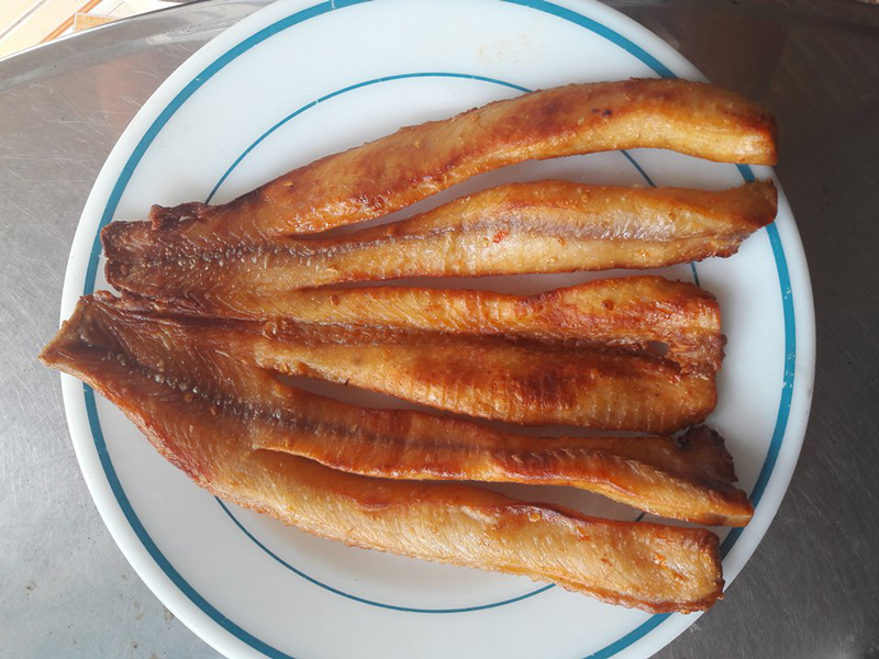 Khô cá dứa 1 nắng chiên