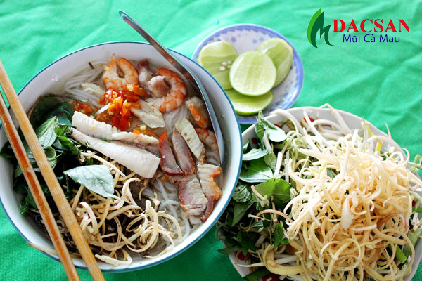 Bún nước lèo Trà Vinh